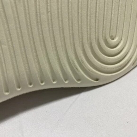 NEW ALLBIRDS Mens Tree Runner Go Sneakers Size 11 Cushion Breathable Light - Picture 2 of 9